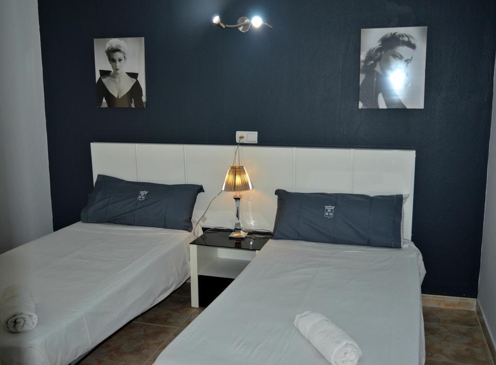 Apartamentos De Las Heras Ibiza Town Ngoại thất bức ảnh