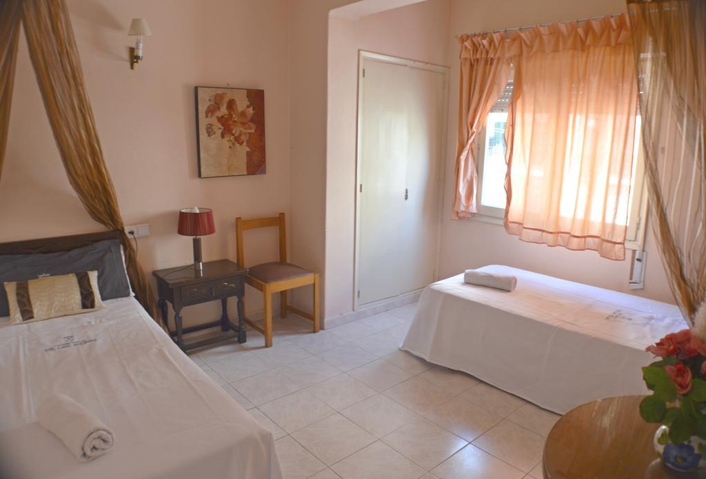Apartamentos De Las Heras Ibiza Town Ngoại thất bức ảnh