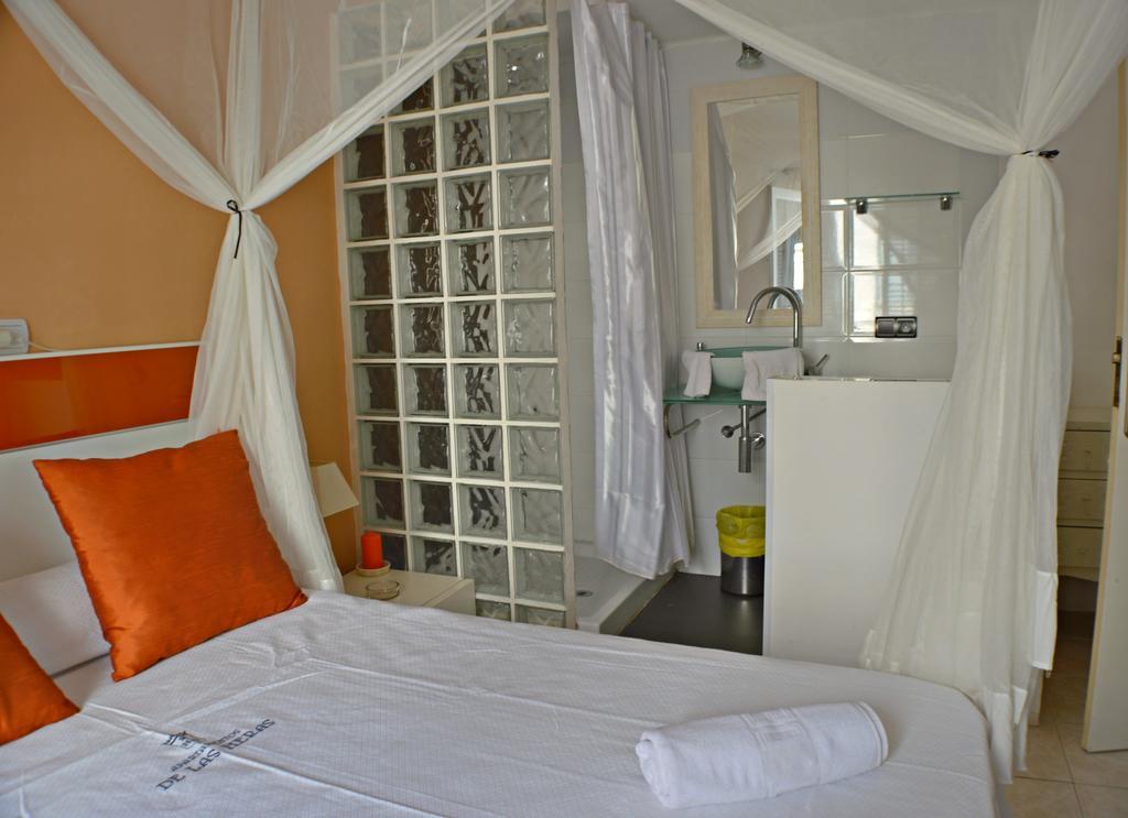 Apartamentos De Las Heras Ibiza Town Ngoại thất bức ảnh